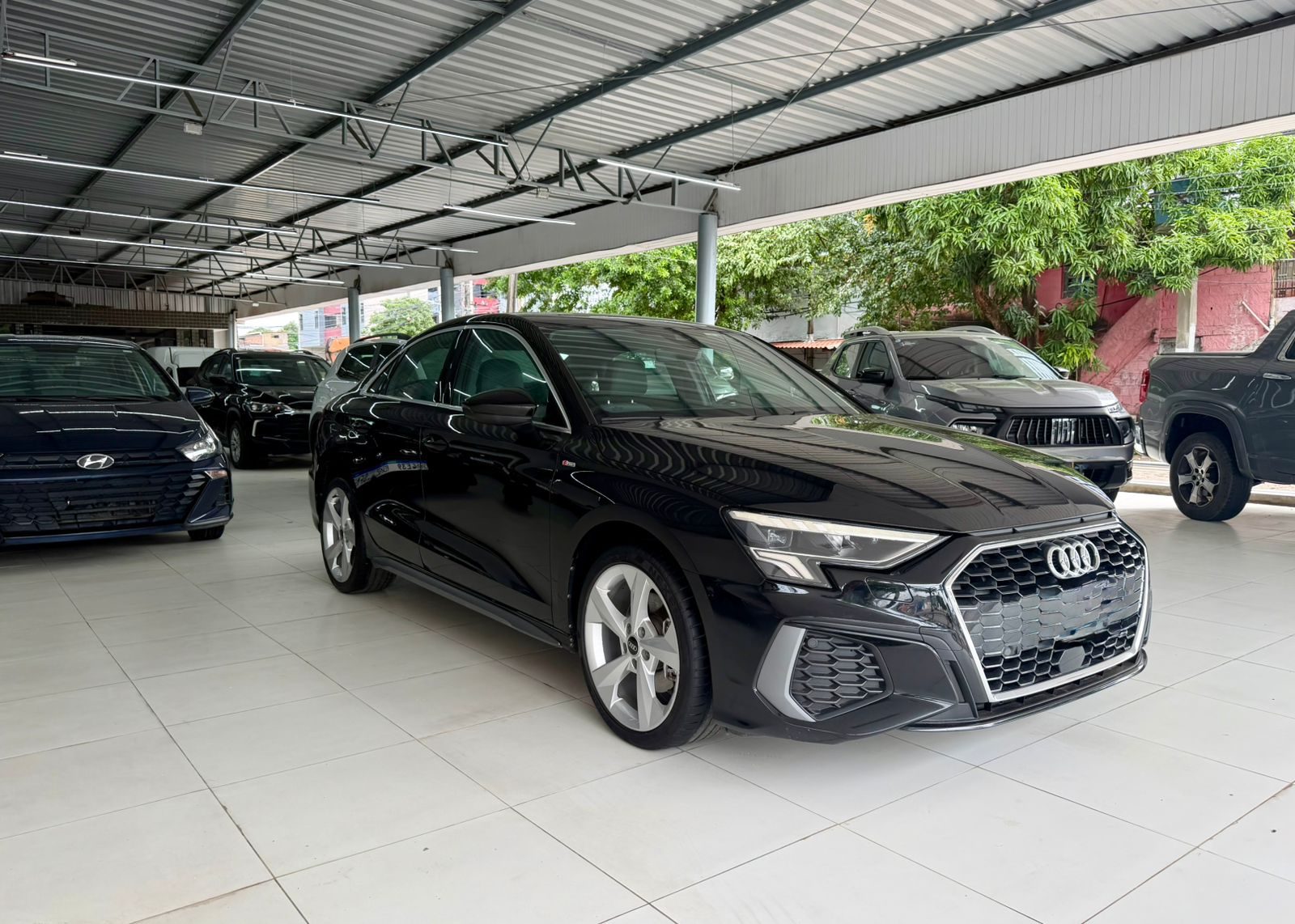 A3 Sed.Perf. Black 2.0 TFSI S-tr. (Hib.)